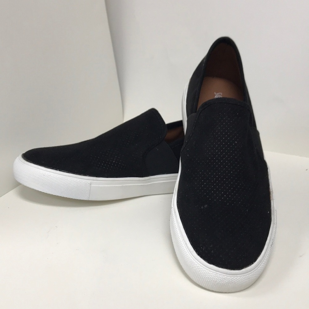Kaley-01 Perforated Slip on Sneakers